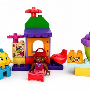 DISNEY ARIEL - LITTLE MERMAID LEGO SET- SMOOTHIE SHOP